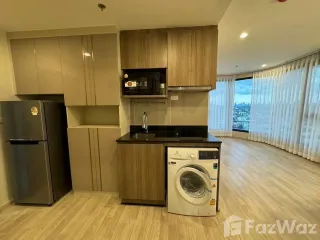 For rent 2 bedrooms condo in Bang Na, Bangkok