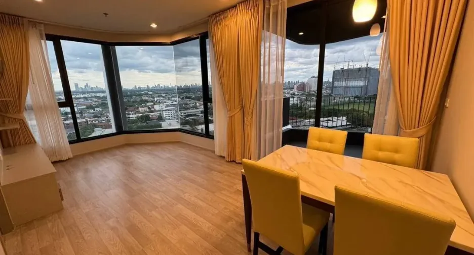 For rent 2 bedrooms condo in Bang Na, Bangkok
