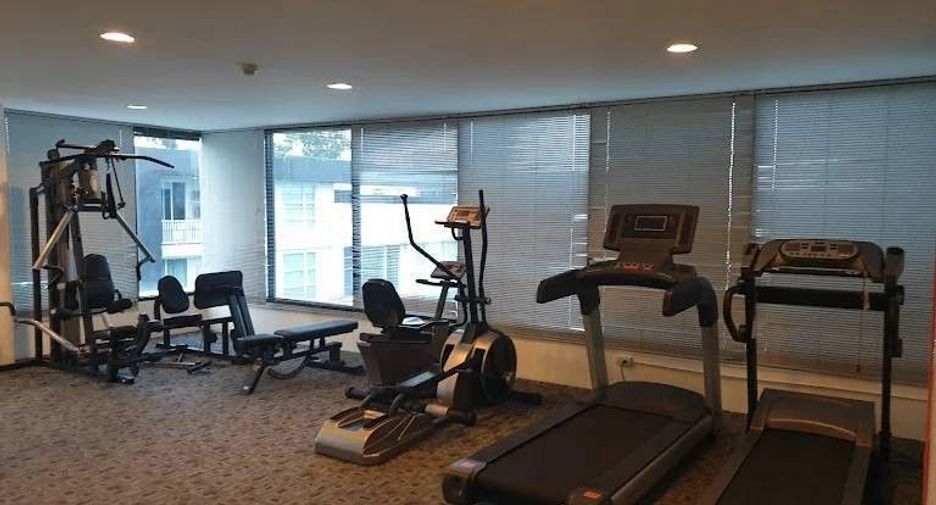 For rent 1 bed condo in Watthana, Bangkok