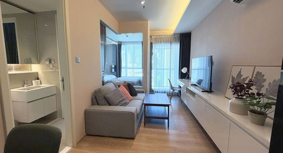 For rent 1 bed condo in Watthana, Bangkok