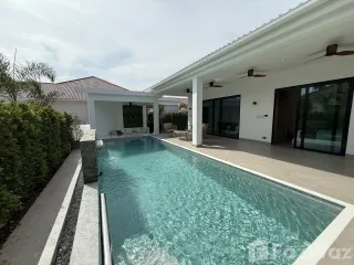 For sale 3 ベッドルーム villa in Cha Am, Phetchaburi