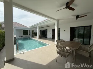 For sale 3 ベッドルーム villa in Cha Am, Phetchaburi