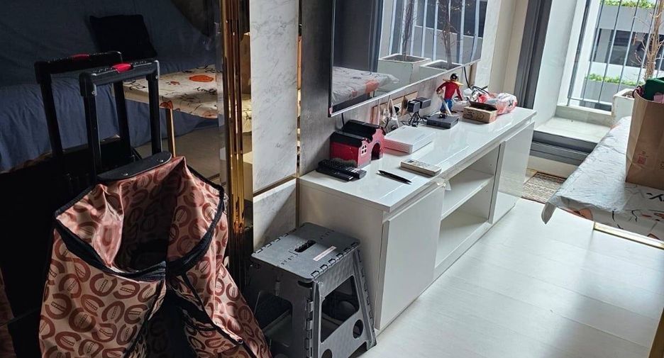 À vendre 1 chambre condo à Khlong Toei, Bangkok