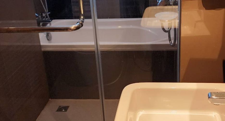 Condo en alquiler de 2 habitaciones en Watthana, Bangkok