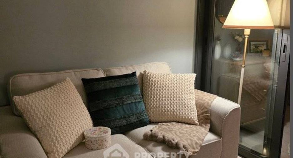 Condo en alquiler de 1 habitaciones en Khlong San, Bangkok
