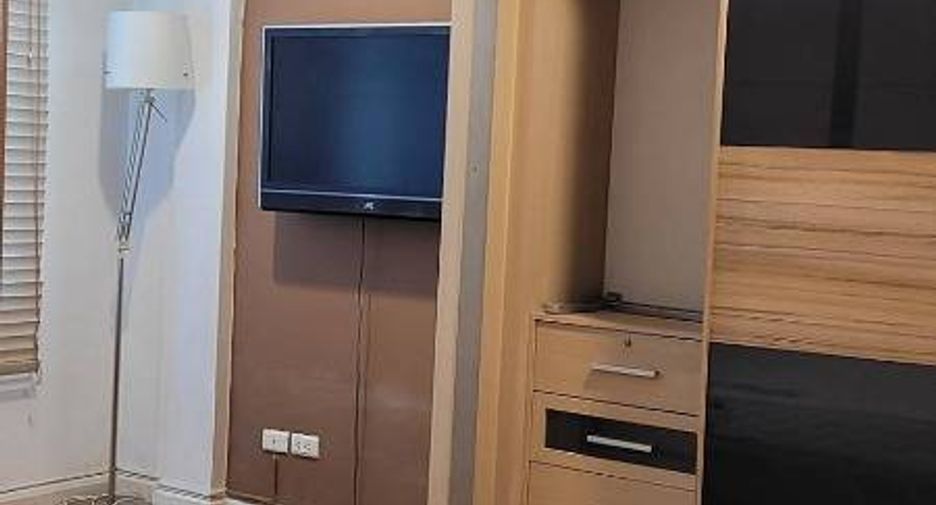 Casa adosada en venta de 3 habitaciones en Bueng Kum, Bangkok