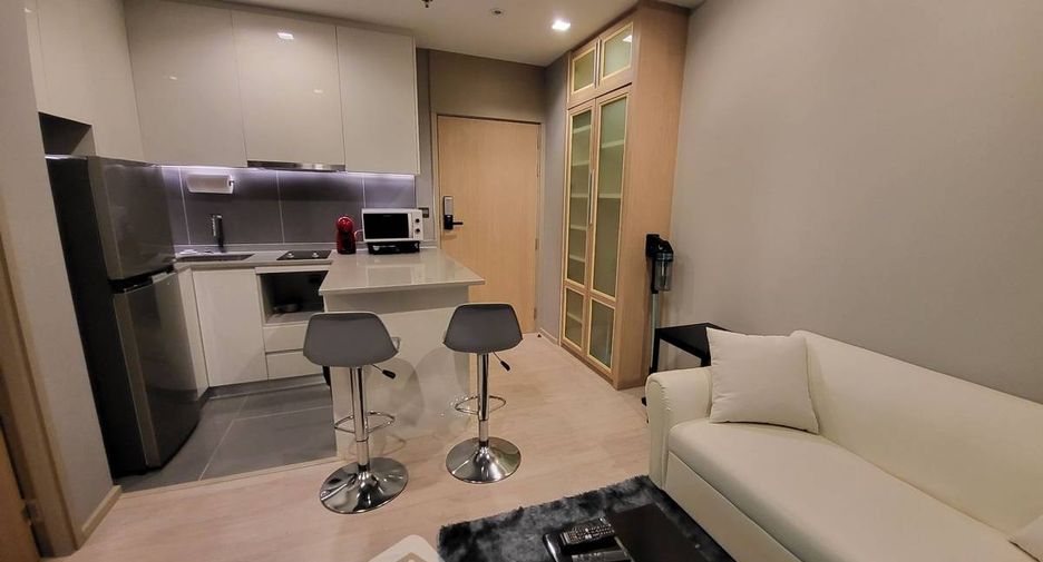 Condo en alquiler y en venta de 1 habitaciones en Watthana, Bangkok