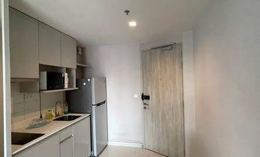 À louer et à vendre 2 chambres condo à Huai Khwang, Bangkok