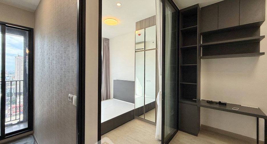 For sale 1 bed condo in Watthana, Bangkok