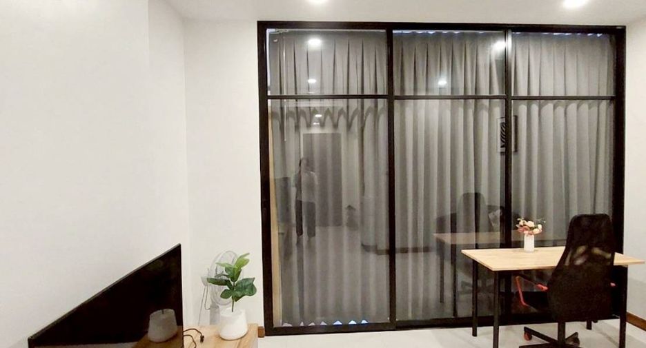 Wohnung zum Kauf mit 1 Zimmer in Khlong San, Bangkok
