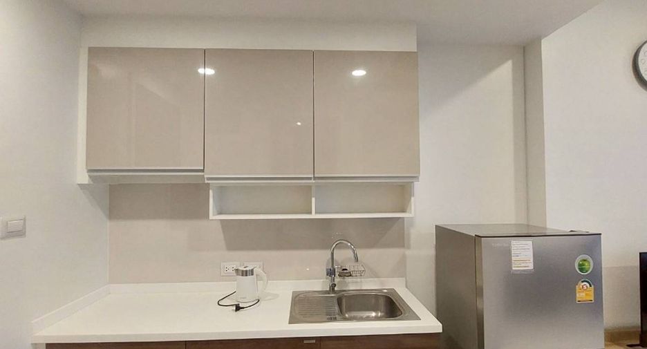 Wohnung zum Kauf mit 1 Zimmer in Khlong San, Bangkok