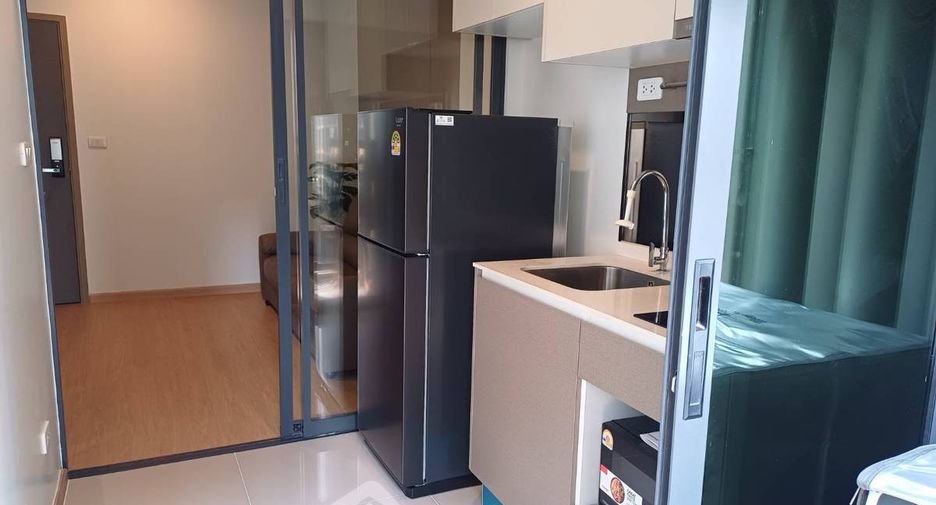À louer et à vendre 1 chambre condo à Huai Khwang, Bangkok