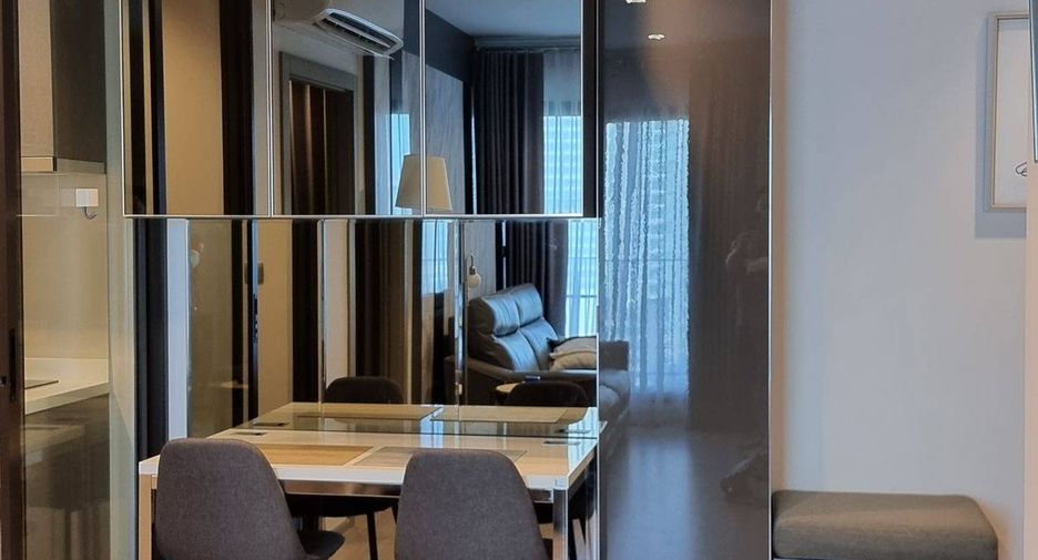 Condo en venta de 2 habitaciones en Huai Khwang, Bangkok