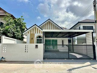 For sale 3 bedrooms house in Si Racha, Chonburi