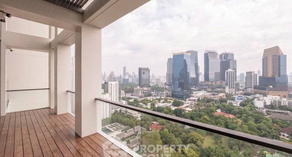 For sale 4 bedrooms condo in Sathon, Bangkok