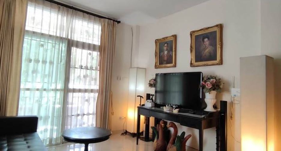 For sale 4 bedrooms house in Mueang Chon Buri, Chonburi