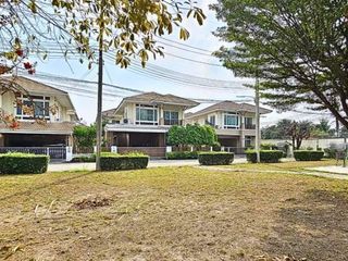 For sale 4 bedrooms house in Mueang Chon Buri, Chonburi