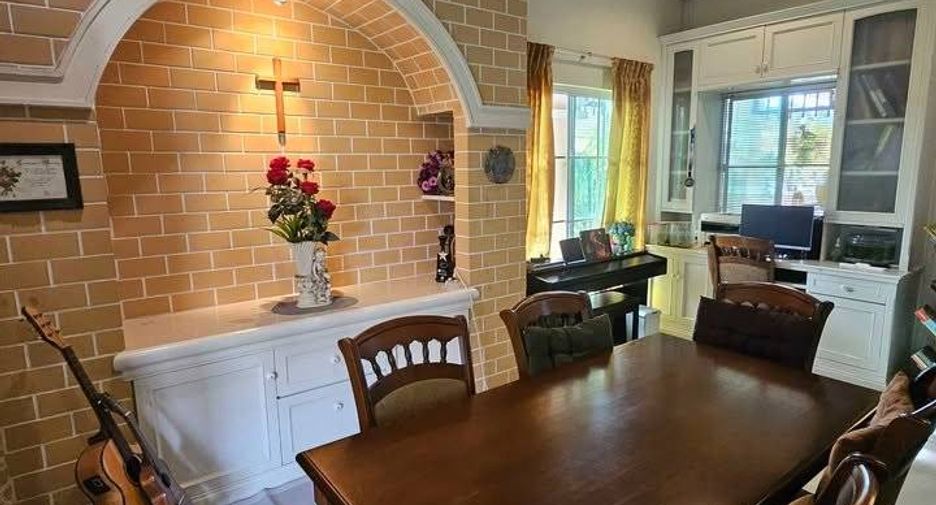 Haus zum Kauf mit 3 Zimmer in Mueang Chon Buri, Chonburi