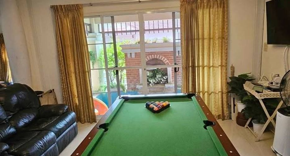 Haus zum Kauf mit 3 Zimmer in Mueang Chon Buri, Chonburi