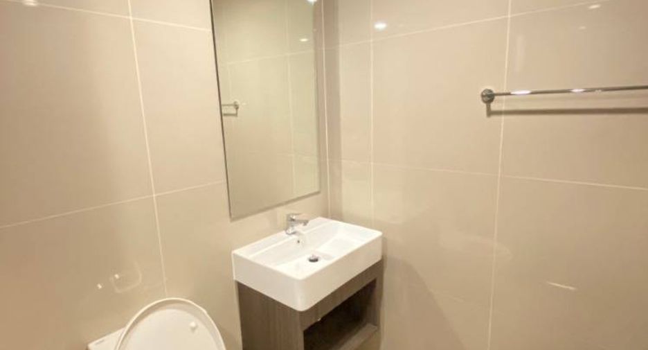 For sale 1 bed condo in Bang Phlat, Bangkok