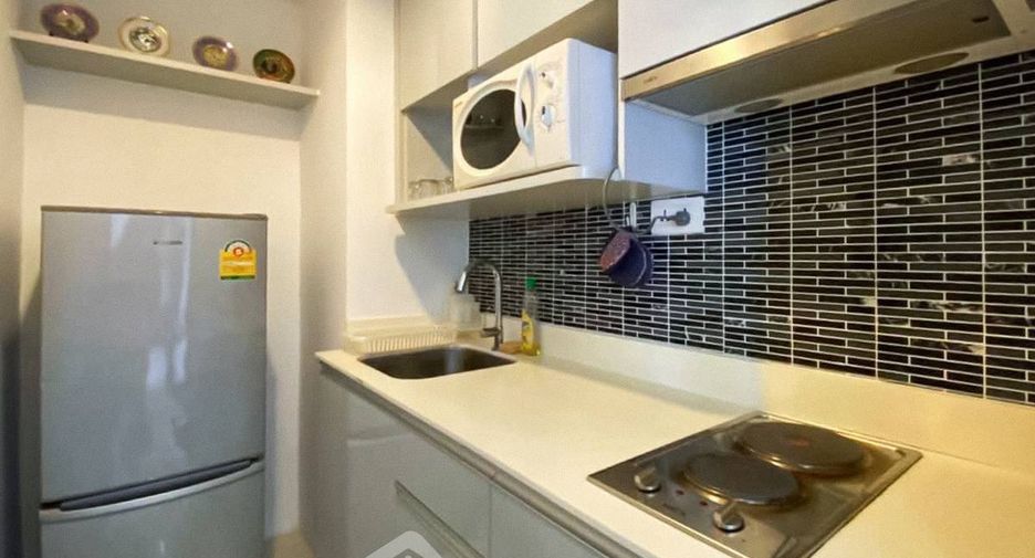 For sale 2 bedrooms condo in Phra Khanong, Bangkok