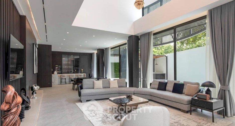 For rent and for sale 6 bedrooms villa in Bang Lamung, Chonburi