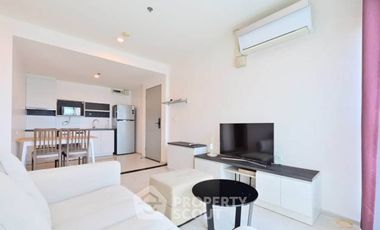 À vendre 2 chambres condo à Huai Khwang, Bangkok