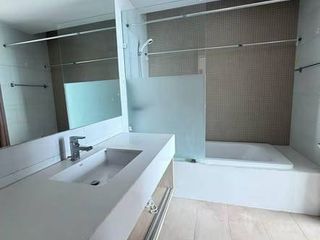 出售 1 卧室 公寓 在 Si Racha, Chon Buri