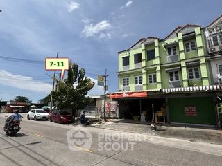 出售 1 卧室 联排别墅 在 Mueang Chon Buri, Chon Buri