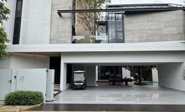 For sale 4 bedrooms house in Saphan Sung, Bangkok