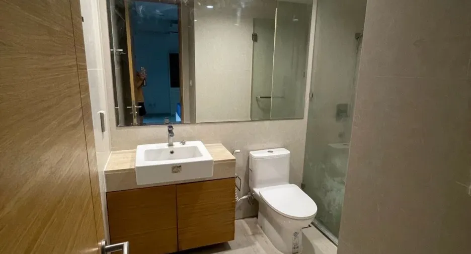 À louer 1 chambre condo à Yan Nawa, Bangkok