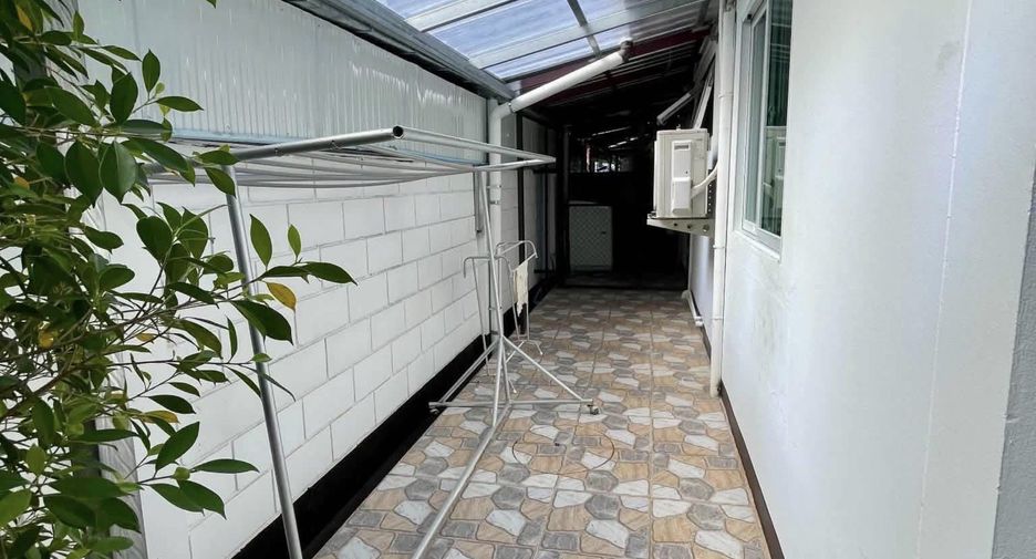 For rent 3 bedrooms house in Mueang Chiang Mai, Chiang Mai