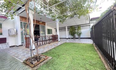 For rent 3 bedrooms house in Mueang Chiang Mai, Chiang Mai