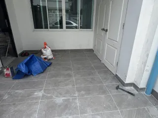 For rent 3 bedrooms townhouse in Khlong Toei, Bangkok