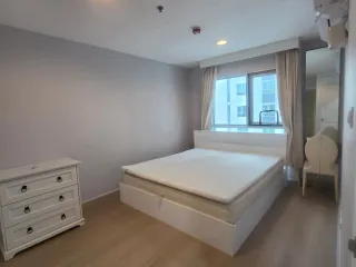 For rent 2 ベッドルーム condo in Huai Khwang, Bangkok