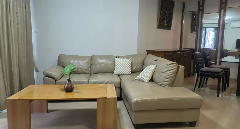 Wohnung zur Miete mit 2 Zimmer in Huai Khwang, Bangkok
