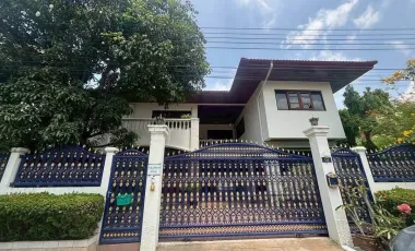 For sale 4 bedrooms house in Suan Luang, Bangkok