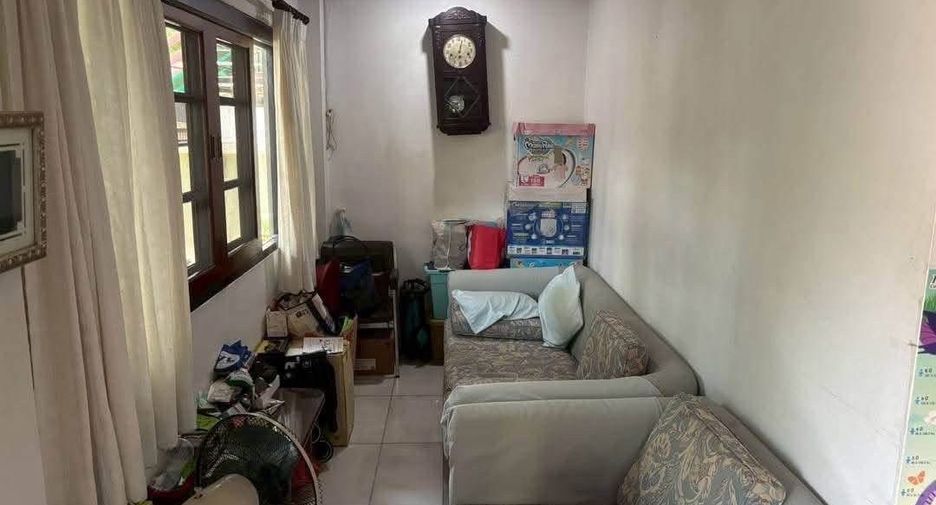 For sale 4 bedrooms house in Suan Luang, Bangkok