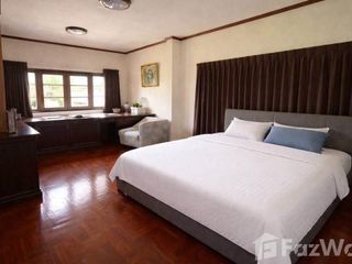 For sale 4 bedrooms house in Suan Luang, Bangkok