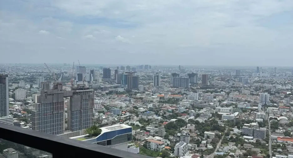 Wohnung zur Miete mit 2 Zimmer in Watthana, Bangkok