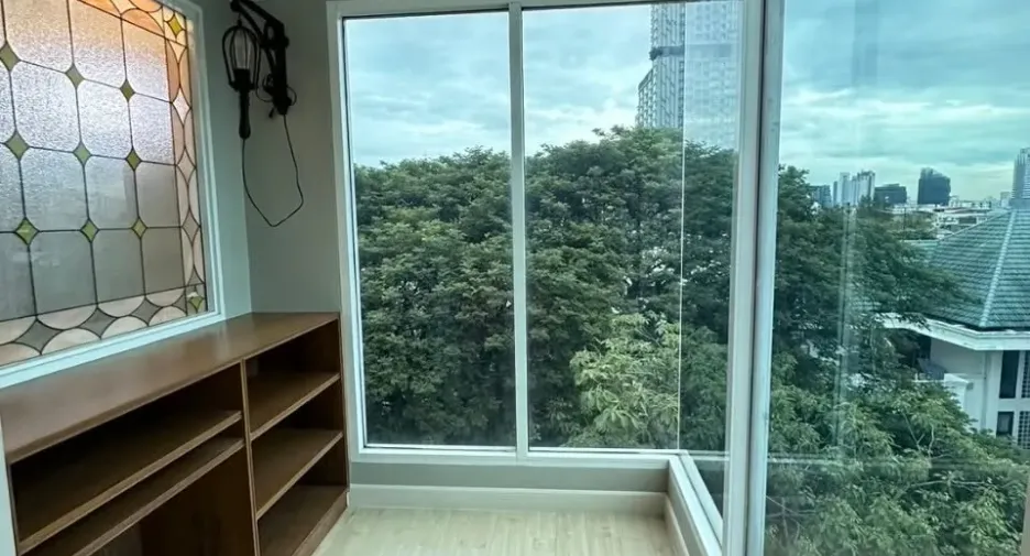 For sale and for rent 2 bedrooms condo in Phaya Thai, Bangkok