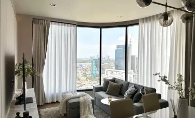 For rent 2 bedrooms condo in Khlong Toei, Bangkok