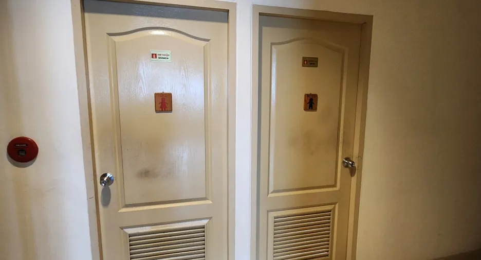 Gewerbefläche zur Miete mit 8 Zimmer in Watthana, Bangkok