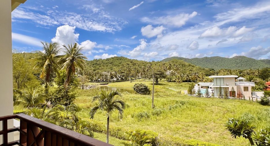 For sale 3 bedrooms condo in Cha Am, Phetchaburi