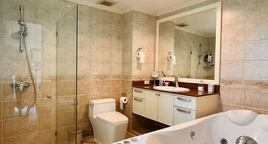 For sale 3 bedrooms condo in Cha Am, Phetchaburi