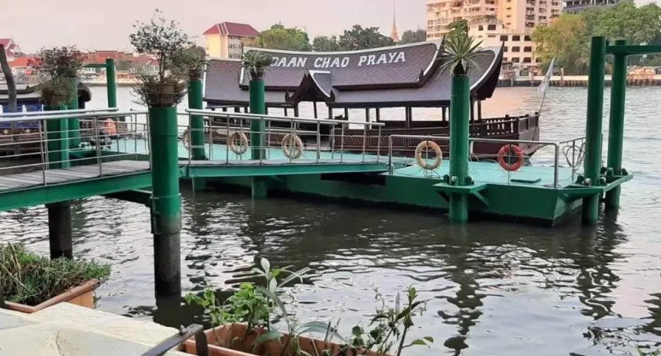 For sale 2 bedrooms condo in Khlong San, Bangkok