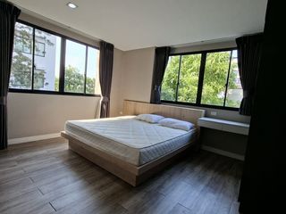 À vendre et à louer 1 chambre condo à Si Racha, Chonburi