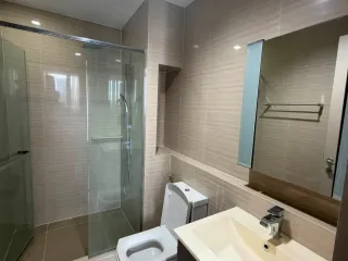À louer 1 chambre condo à Huai Khwang, Bangkok
