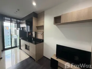 À louer 1 chambre condo à Huai Khwang, Bangkok