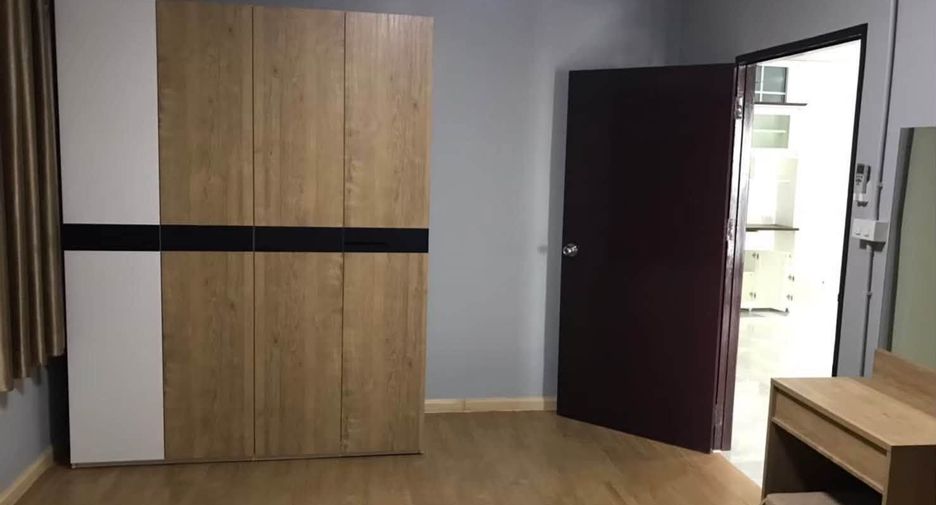 For rent 2 bedrooms condo in Bang Khae, Bangkok
